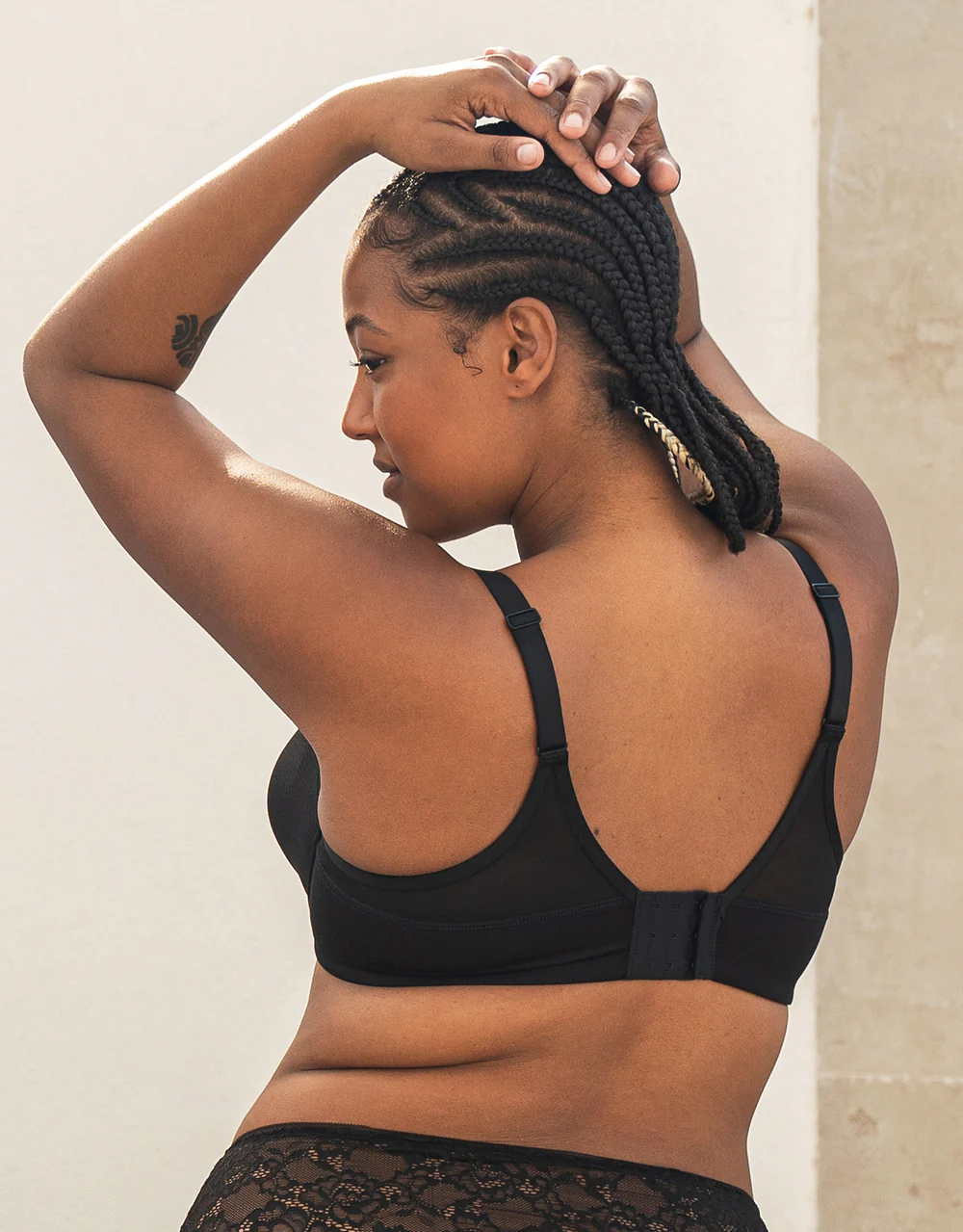 BH Taya Black - Image 3