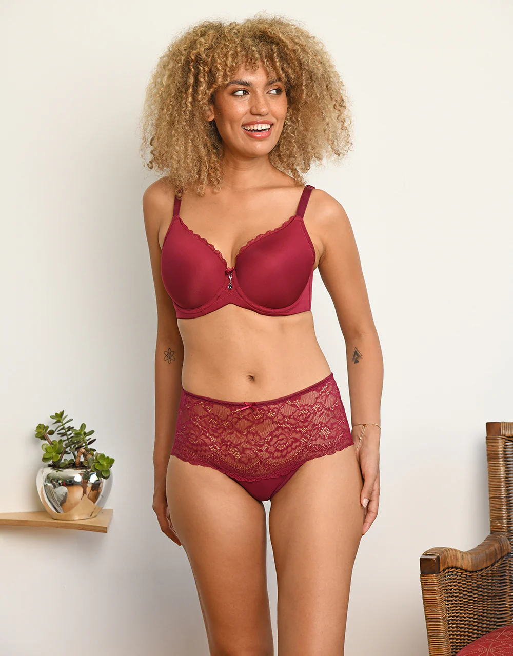 High-Panty Lace Basic Bordeaux - Image 3