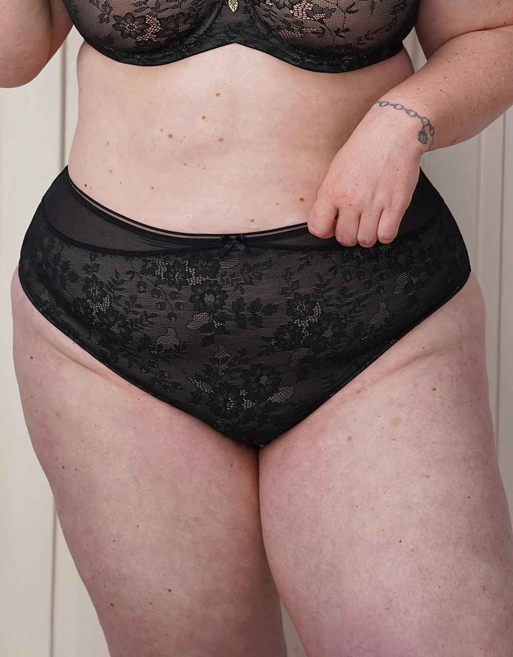 High-Panty True Lace Black - Image 3