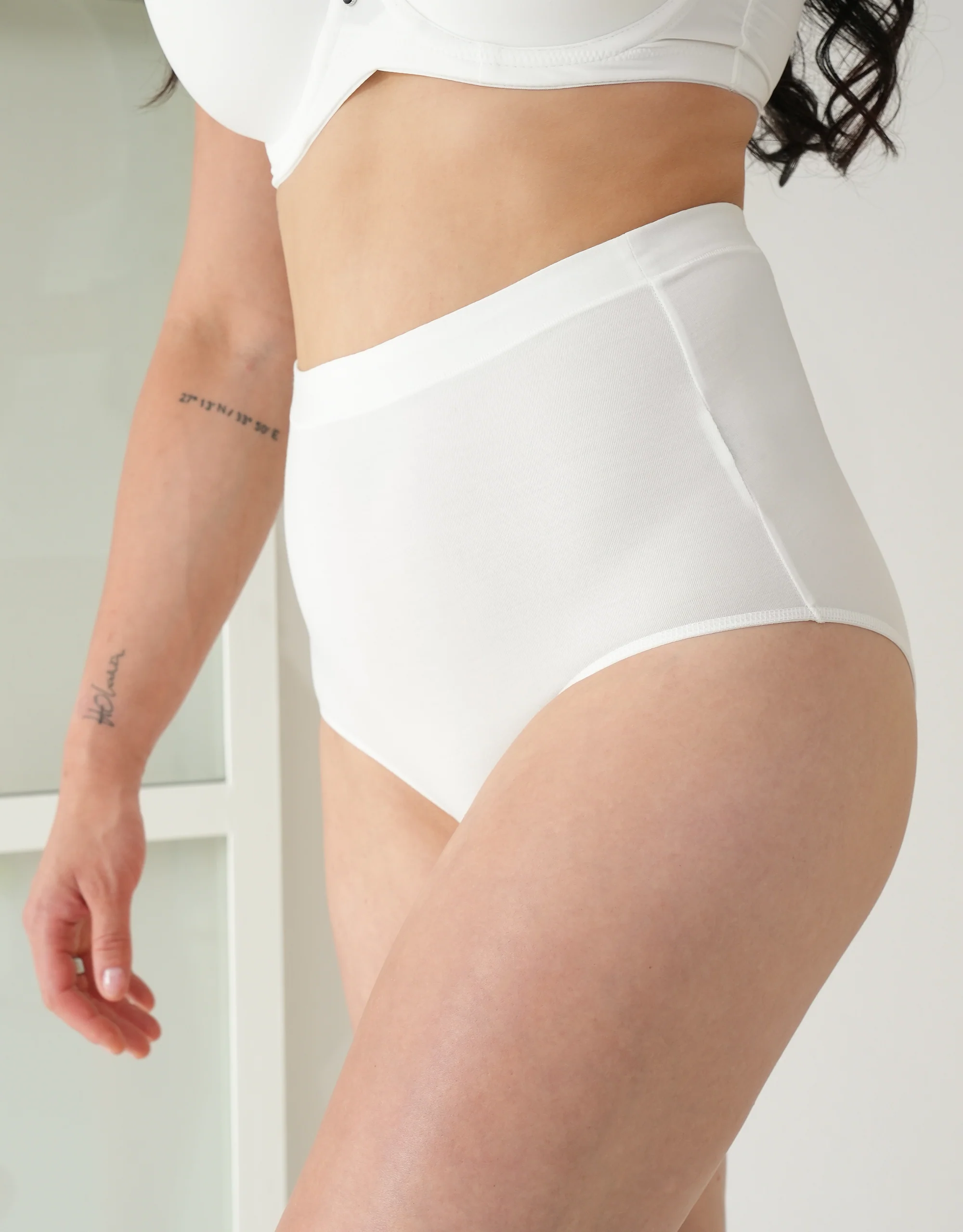 High-Waist-Panty Cozy Basic Ivory - Image 4