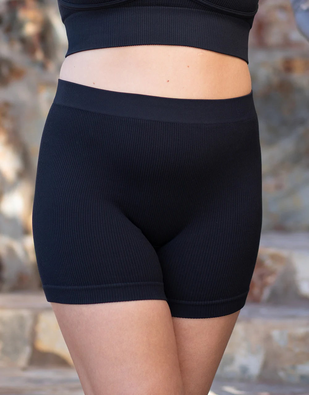 High-Waist-Shorts-Set 2x Freeda Black - Image 2