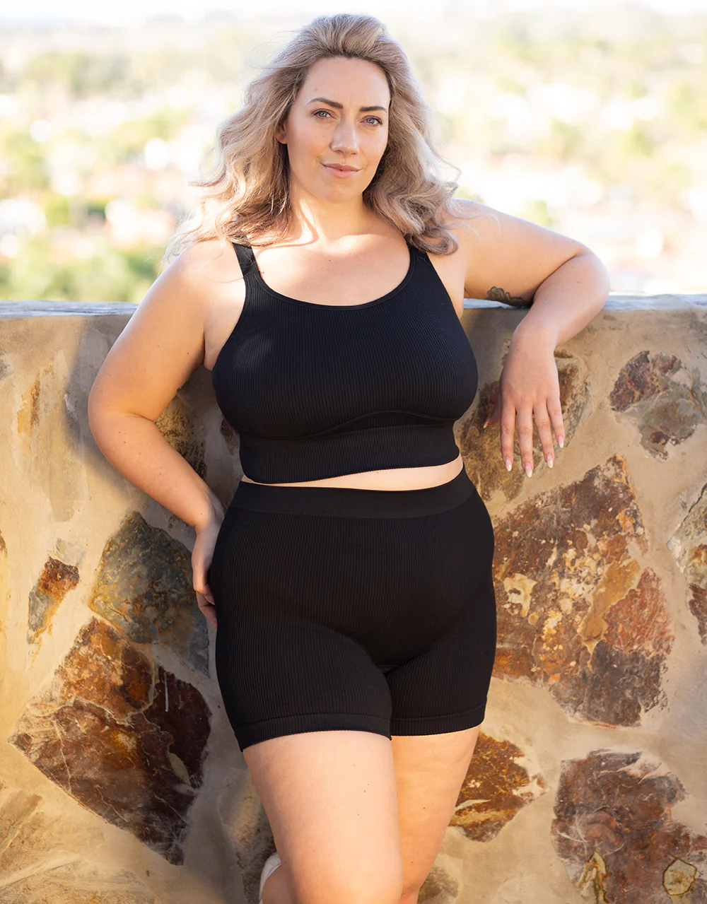 High-Waist-Shorts-Set 2x Freeda Black - Image 5